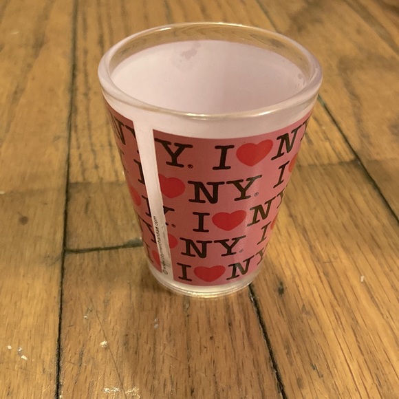 NYC, Aruba & St. John shot glasses - Picture 2 of 5